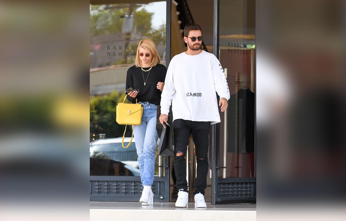 Sofia richie scott disick=relationship