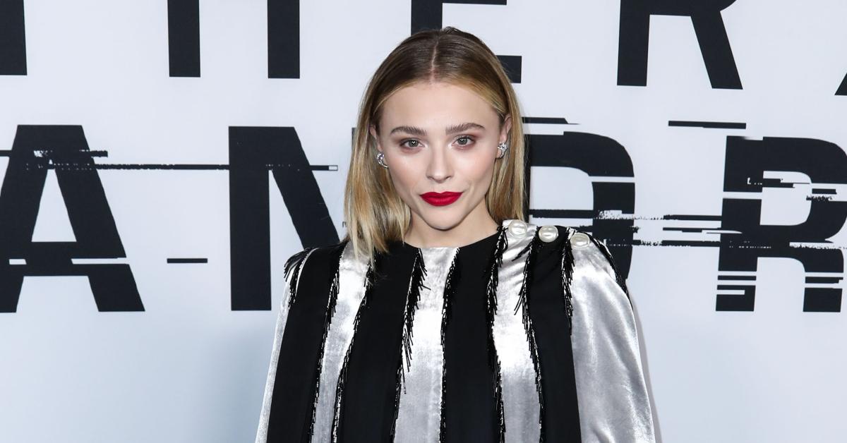 Girls: Chloe Moretz forgets Brooklyn Beckham by kissing model Kate