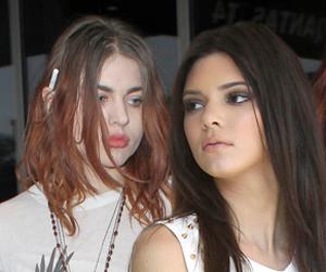 Kendall_jenner_frances_bean_twitter_feud_rotator.jpg