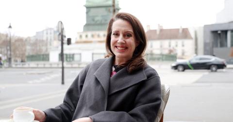 Photo of Julia Quinn.