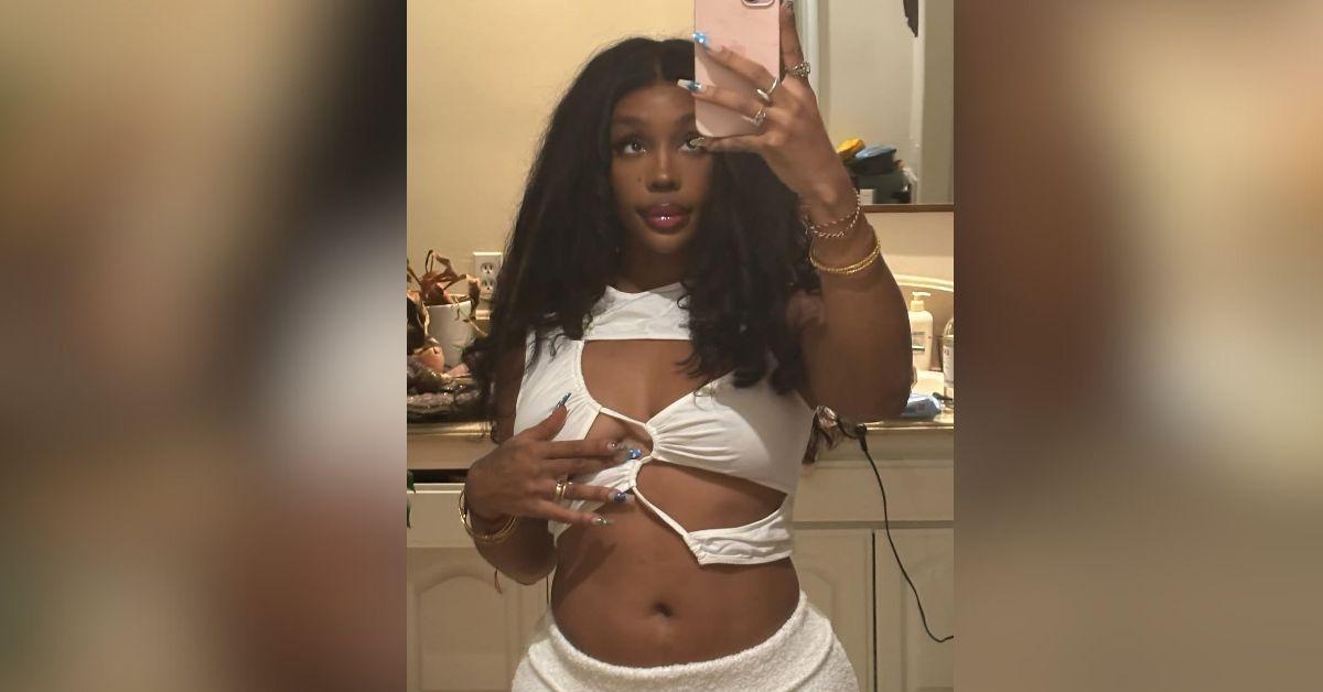 sza claps back body