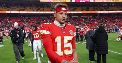 is patrick mahomes retiring quarterbacks cryptic photos