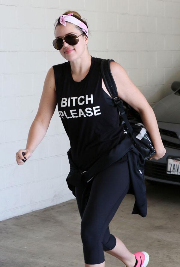 Khloe kardashian workout clothes