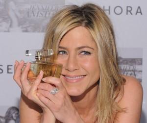 2011__05__Jennifer_Ansiton_May11news 300×276.jpg