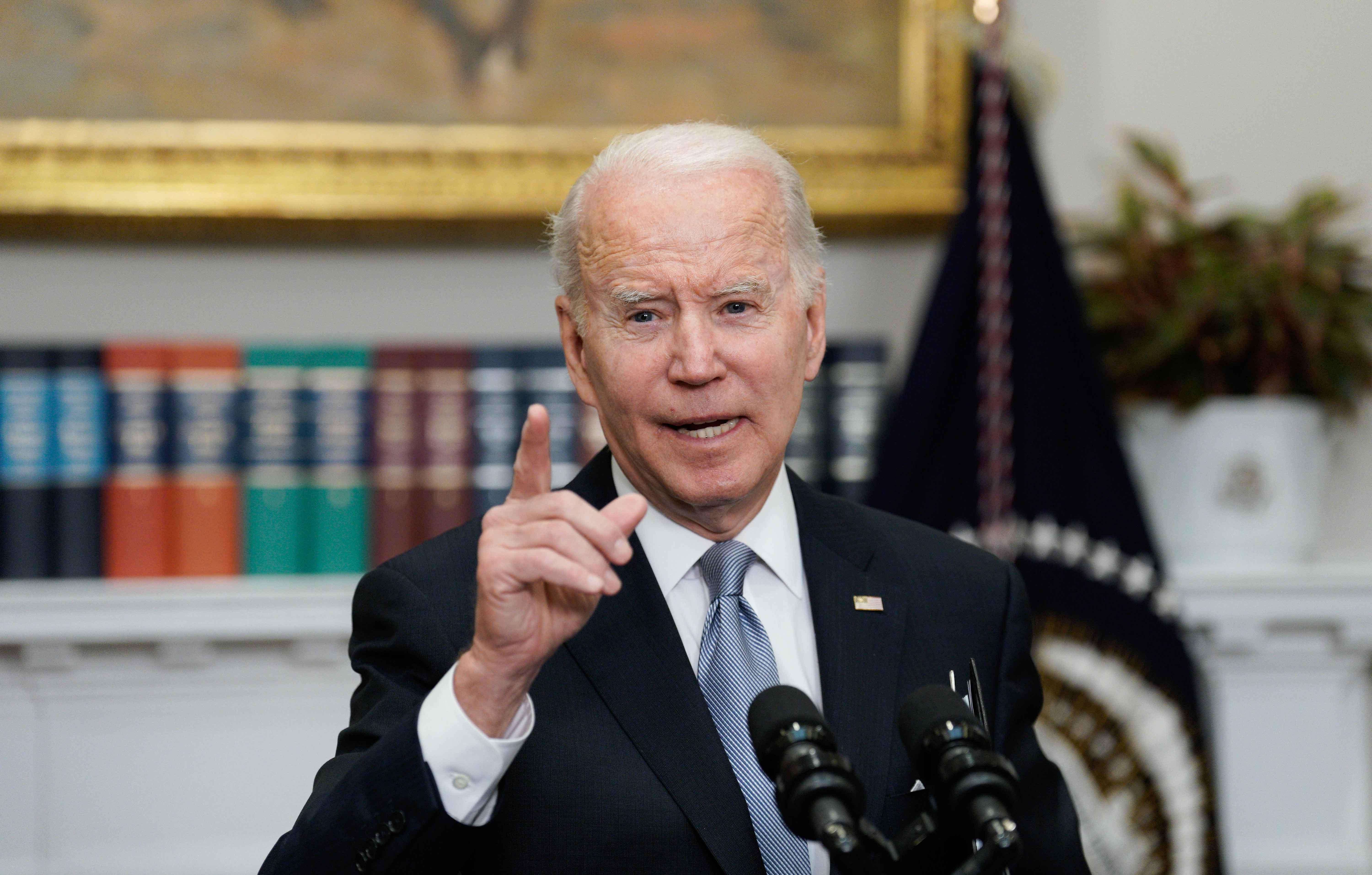 donald trump calls out fbi raid president joe biden many homes classified documents