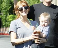 2009__09__full_ashlee_simpson_wentz_04_wenn2590570 225&#215;185.jpg