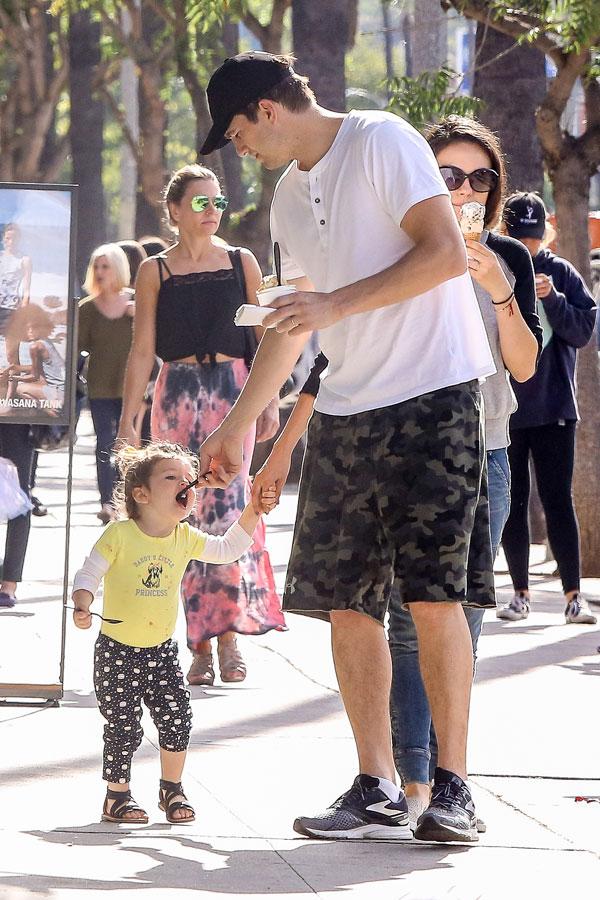 mila kunis ashton kutcher daughter wyatt ice cream