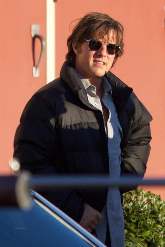 *EXCLUSIVE* Tom Cruise back in 80s pilot mode for &#8220;American Made&#8221; reshoots