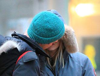 Ok 030413_news_andrew garfield emma stone kiss story.jpg