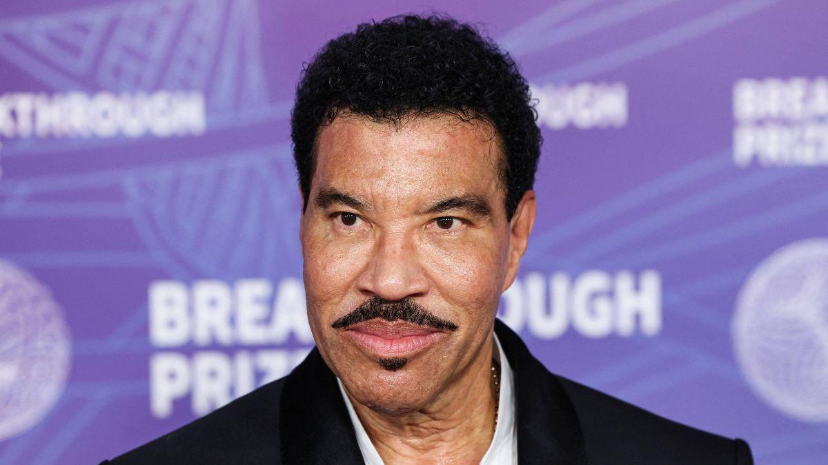 lionel richie family girlfriend ex wives kids