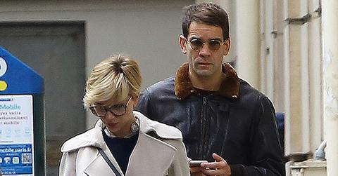 Exclusive… Scarlett Johansson & Romain Dauriac Visit Apartments In Paris