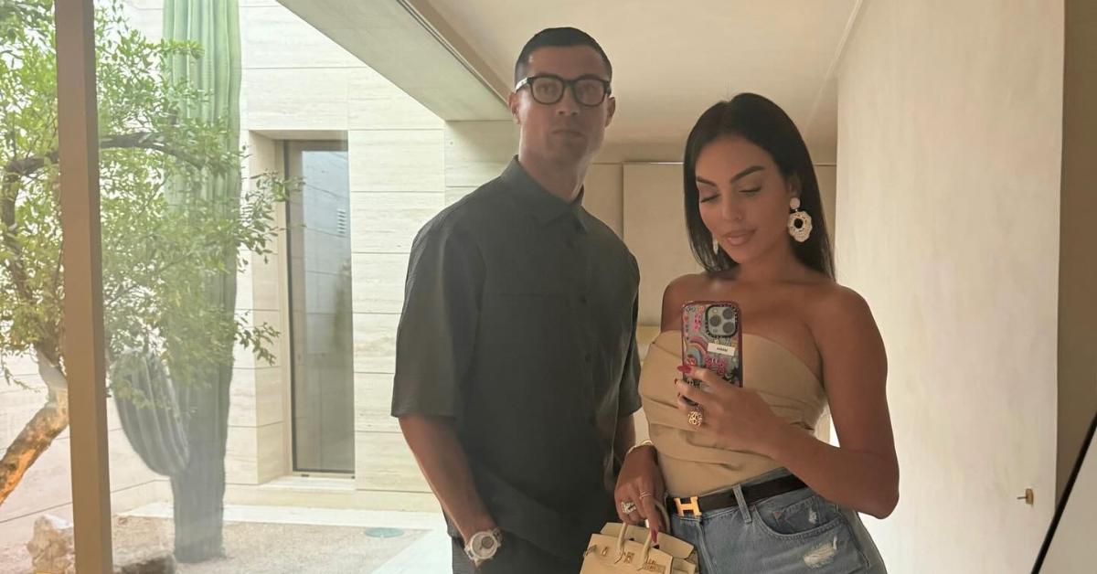 Image of Cristiano Ronaldo said he was waiting for 'that click' before proposing to Georgina Rodrìguez.