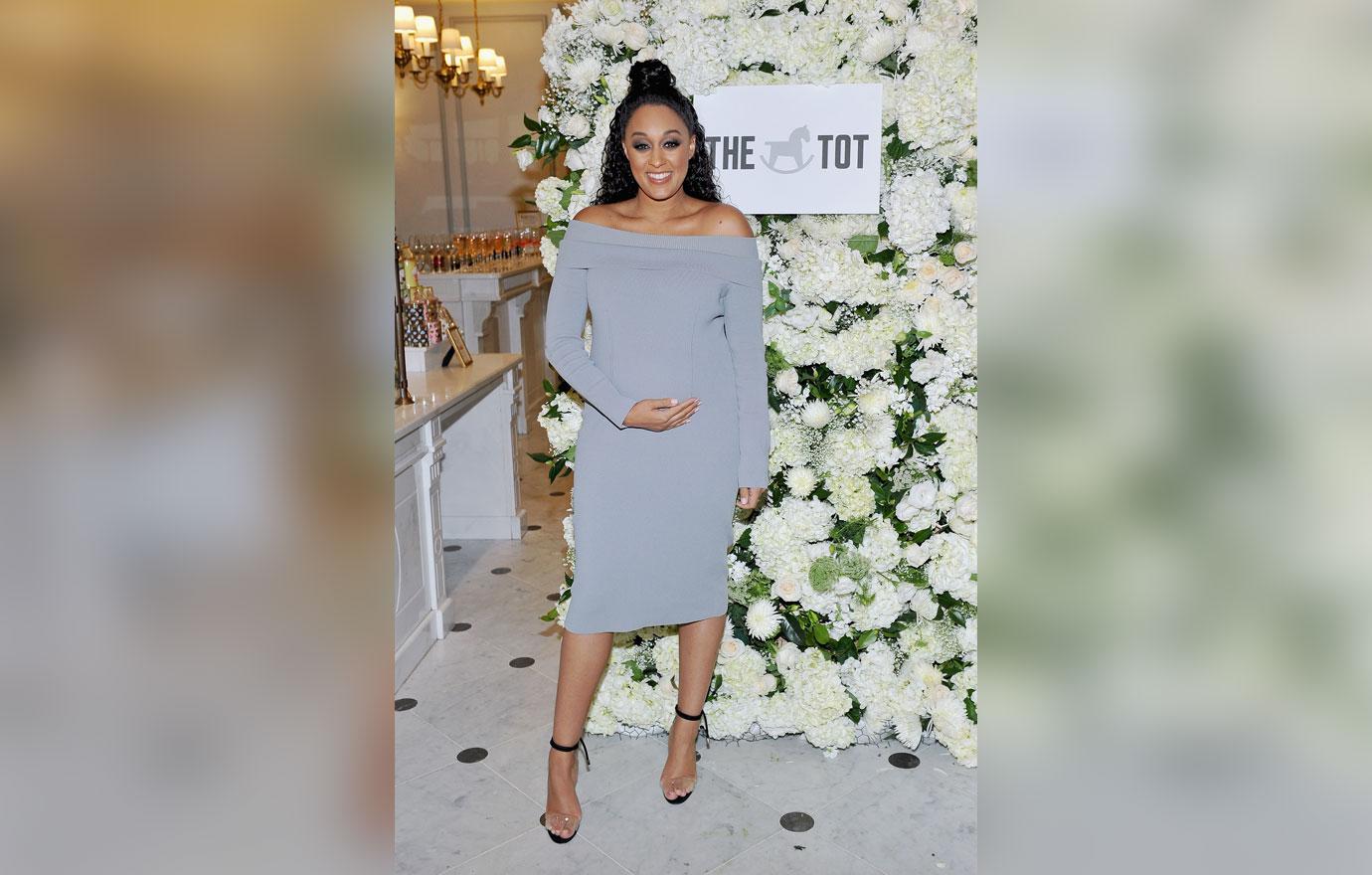 Tia mowry emotional message six months pregnant 7new