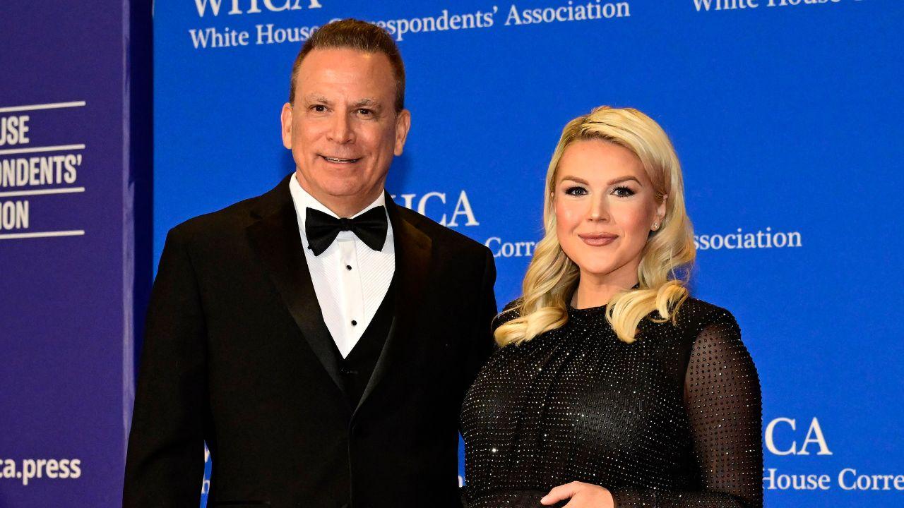 Image of Anthony Anderson turned Karoline Leavitt’s family life into another punchline.