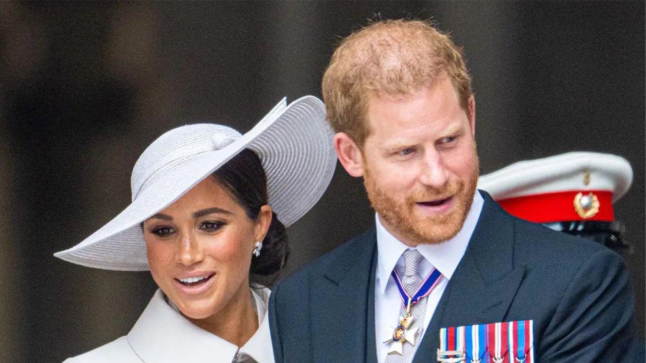 Photo of Palace aides were reportedly 'worried' about what Meghan Markle would do if they went public with allegations against her.