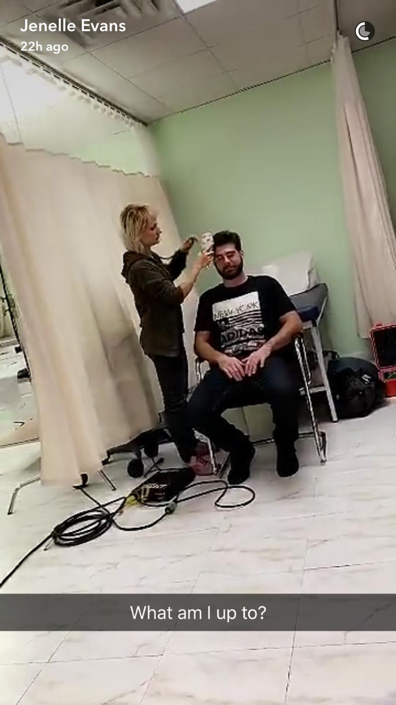 jenelle evans pregnant hospital filming snapchat