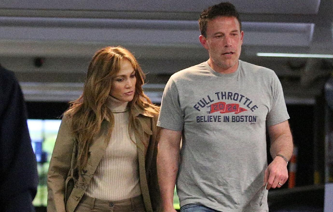 ben affleck spends intimate nd birthday jennifer lopez divorce looms