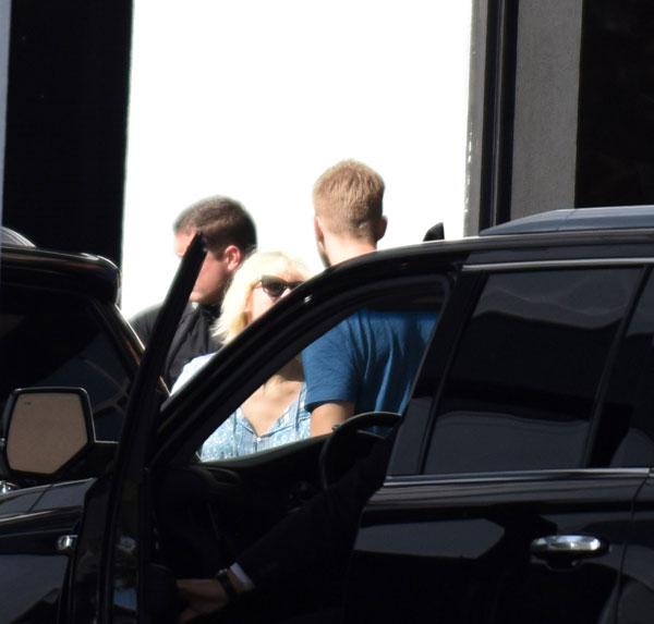 Taylor swift calvin harris pda breakup