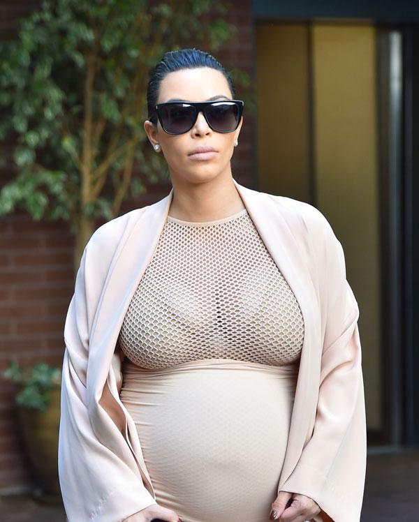 Kim kardashian pregnant1