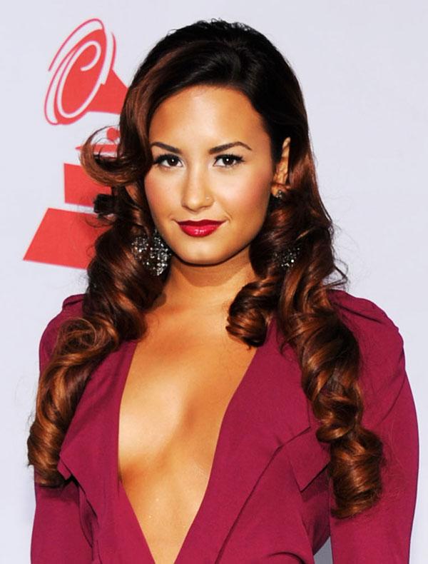 demi lovato red ombre