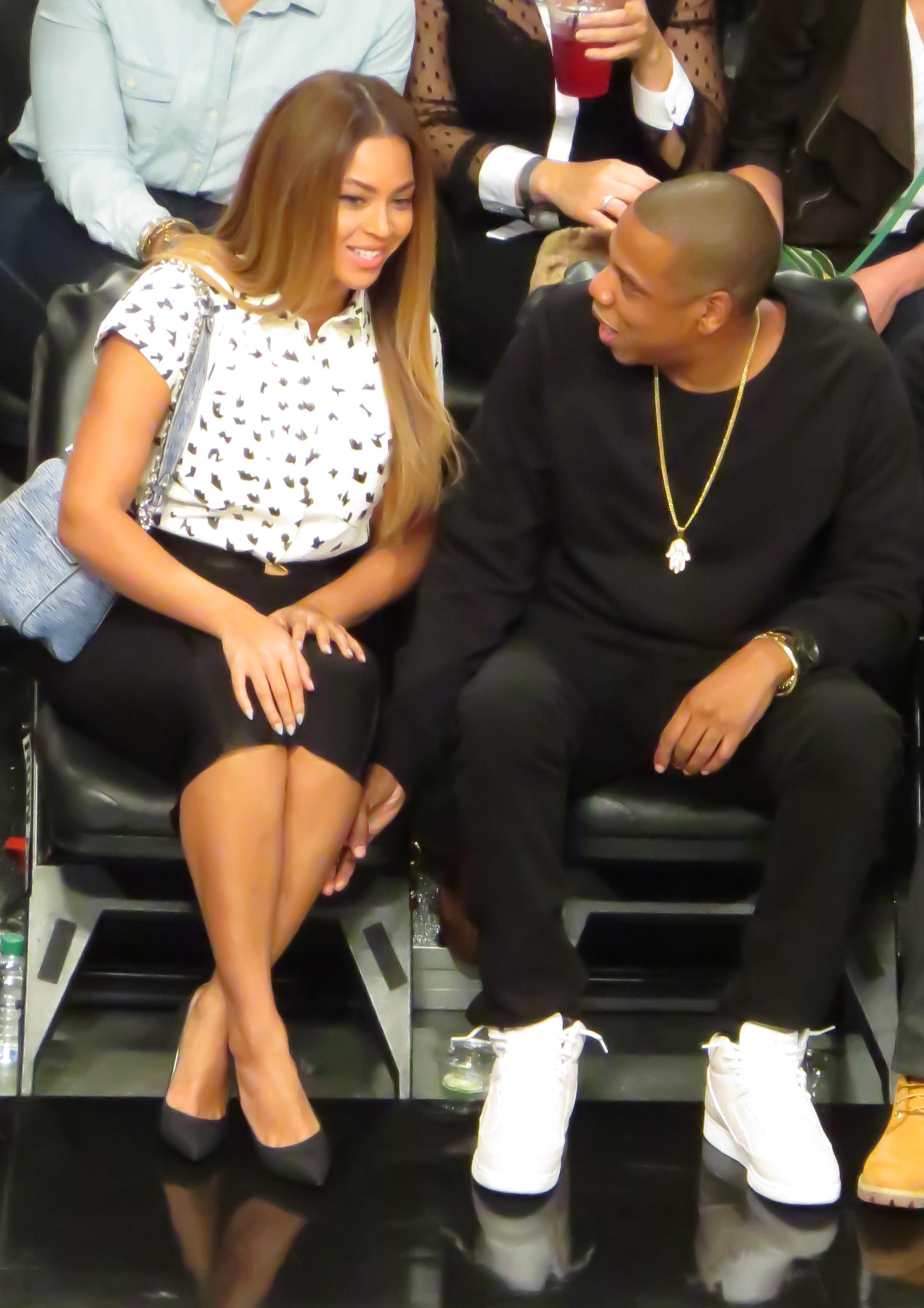 Beyonce and husband Jay Z watch the Cleveland Cavaliers against the Brooklyn Nets at the Barclays Center