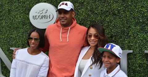 Kelly Rowland poses for pictures with Carmelo Anthony and his family