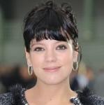 2010__11__Lily_Allen_Nov8newsnea 149&#215;150.jpg