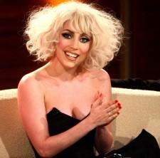 2009__12__ladygaga 225×222.jpg