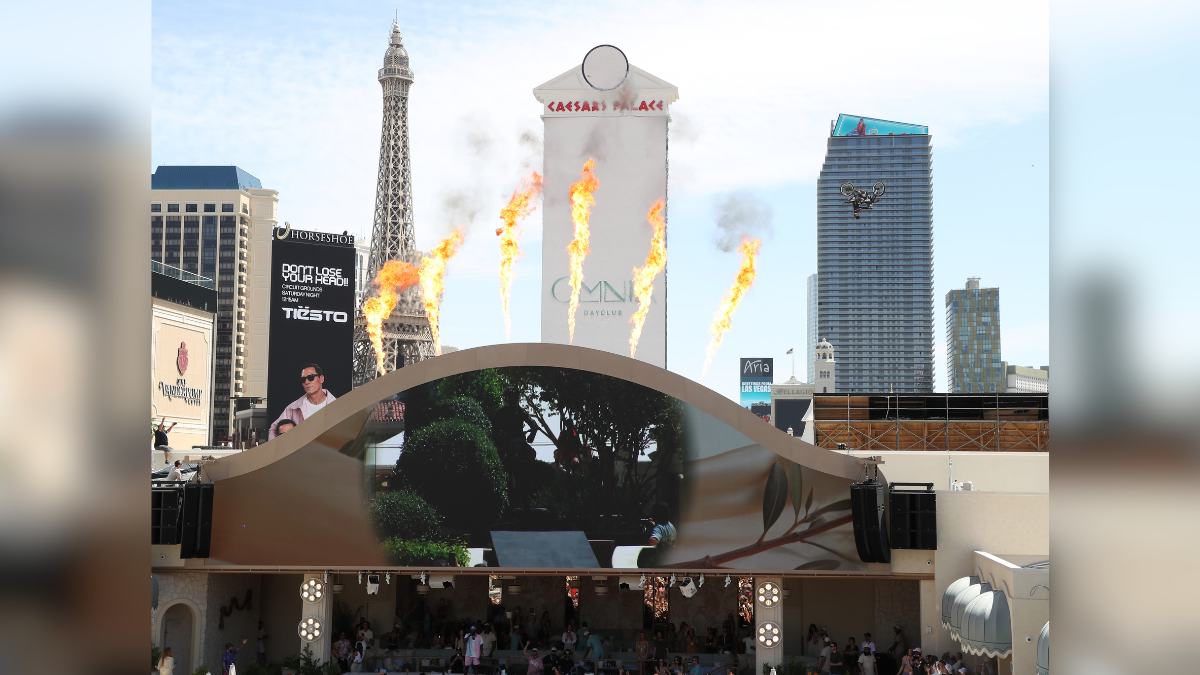 omnia dayclub opens with a bang lebron james sofia vergara and a world record motorcycle jump mark las vegas hottest new venue