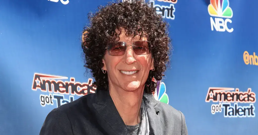 donald trump attacks howard stern turning on him woke