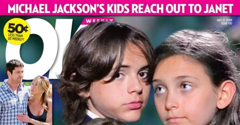 2009__07__ok030_newstand1 560×759.jpg