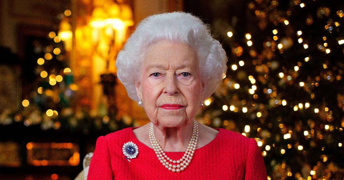 queen elizabeth missing prince phillip first new years alone p