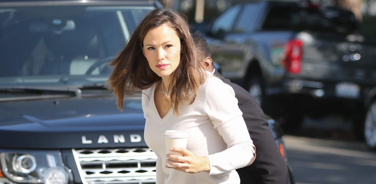 jennifer garner films leather skirt ben affleck jennifer lopez wedding