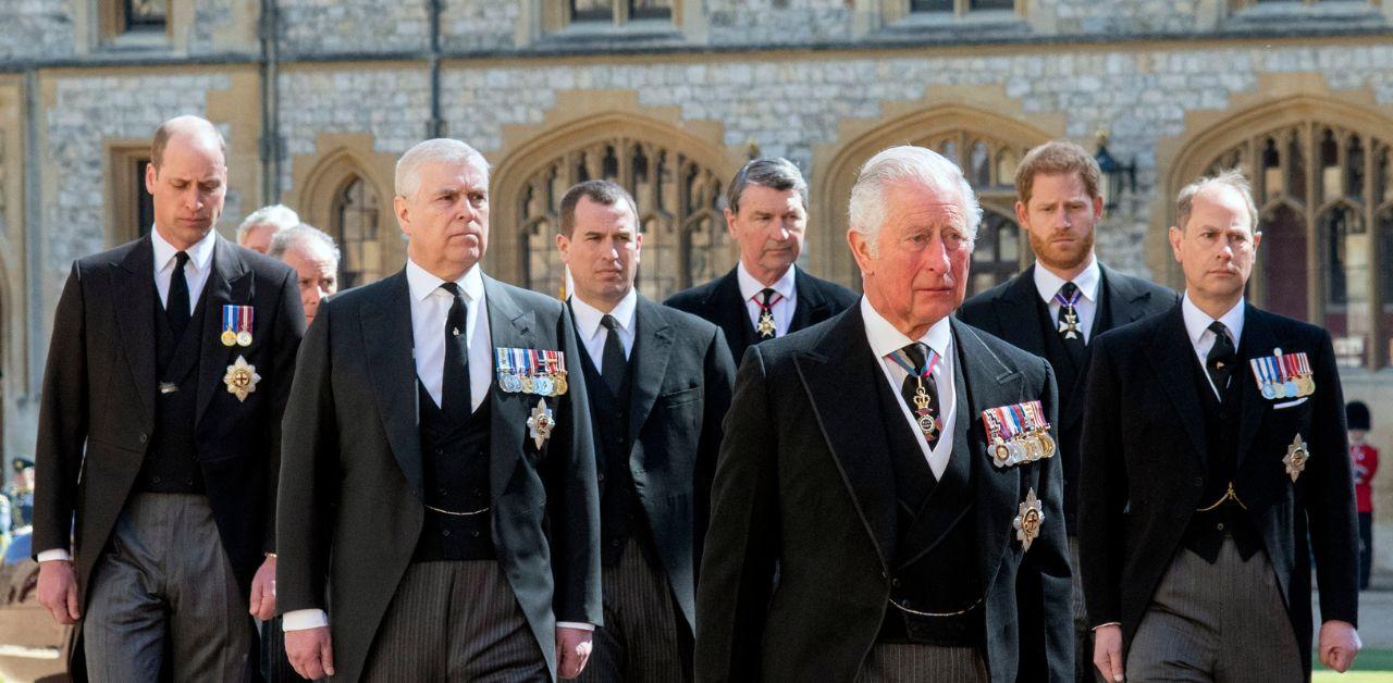 prince andrew wants keep royal lodge royal family