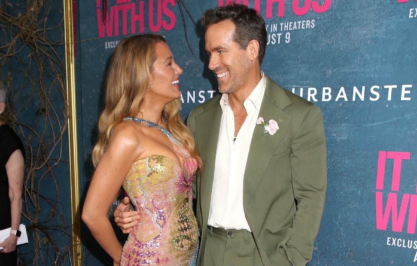 it ends with us justin baldoni hires crisis pr agent feud blake lively