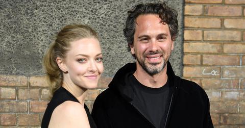 Amanda seyfriend married thomas sadoski video