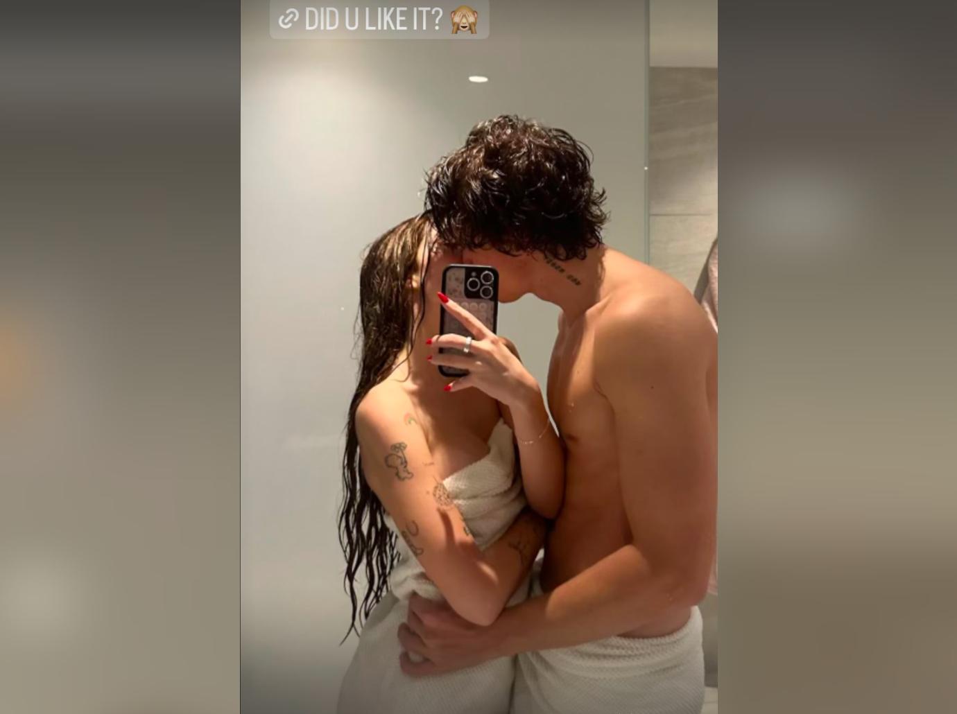 Sami Sheen, 20, Kisses Boyfriend In Steamy Shower Snap For OnlyFans