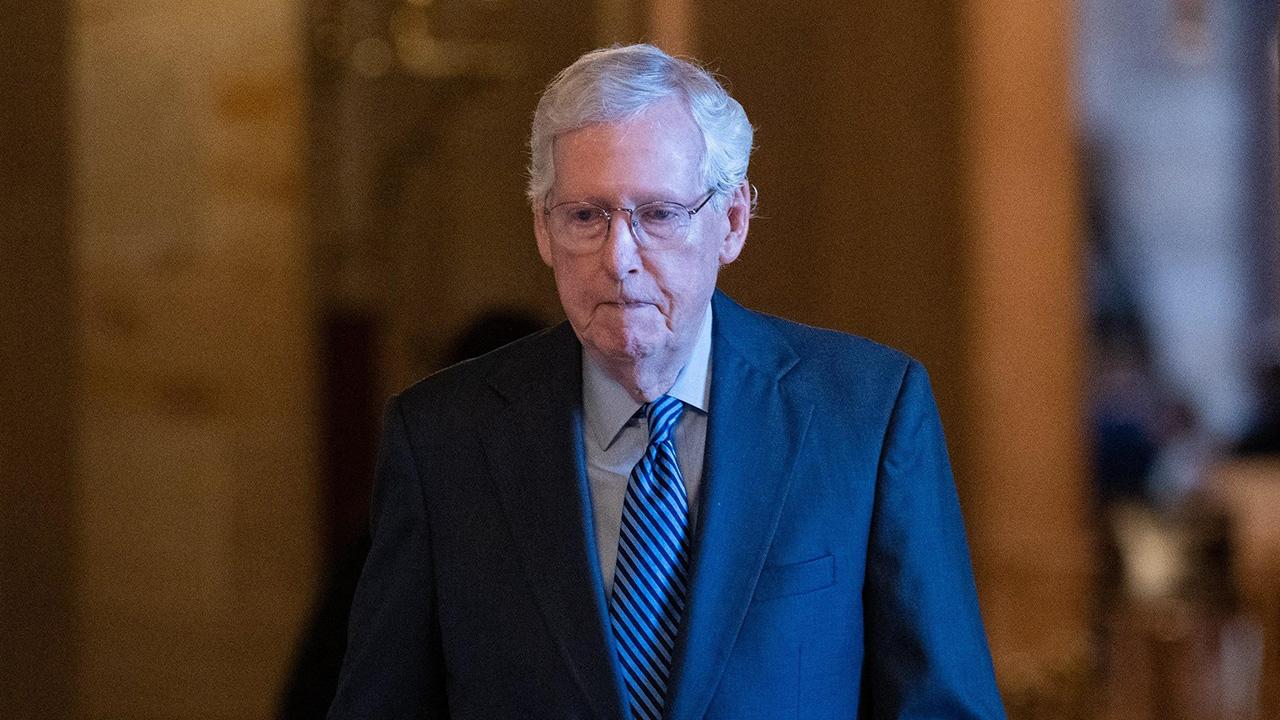 photo of Mitch McConnell didn't show up for a scheduled appearance on September 23, with his chief-of-staff going in his place.