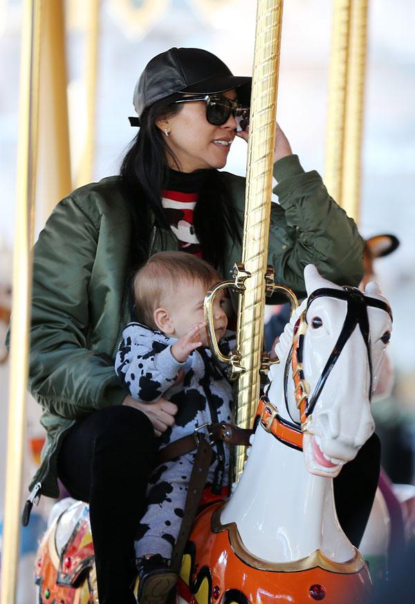 Mason disick reign scott kourtney kardashian birthday disney 08