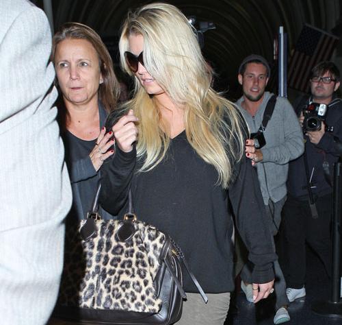 2011__10__Jessica Simpson 10102011Ea_ _1.jpg