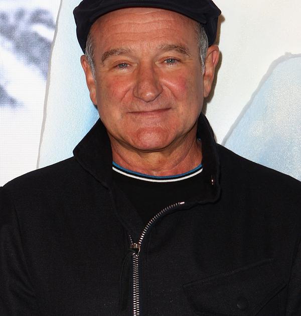 Robin Williams' Charm Is Undeniable in His Final ET Interview