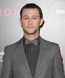 2010__08__wenn2924182 209×300.jpg