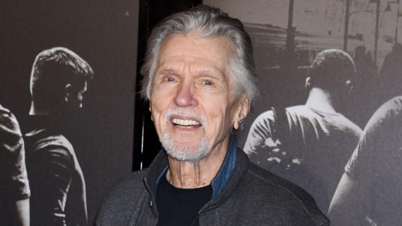 Photo of Tom Skerritt