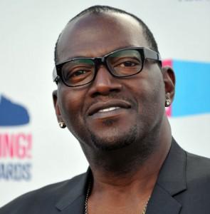 2010__08__Randy_Jackson_August2nws 295&#215;300.jpg