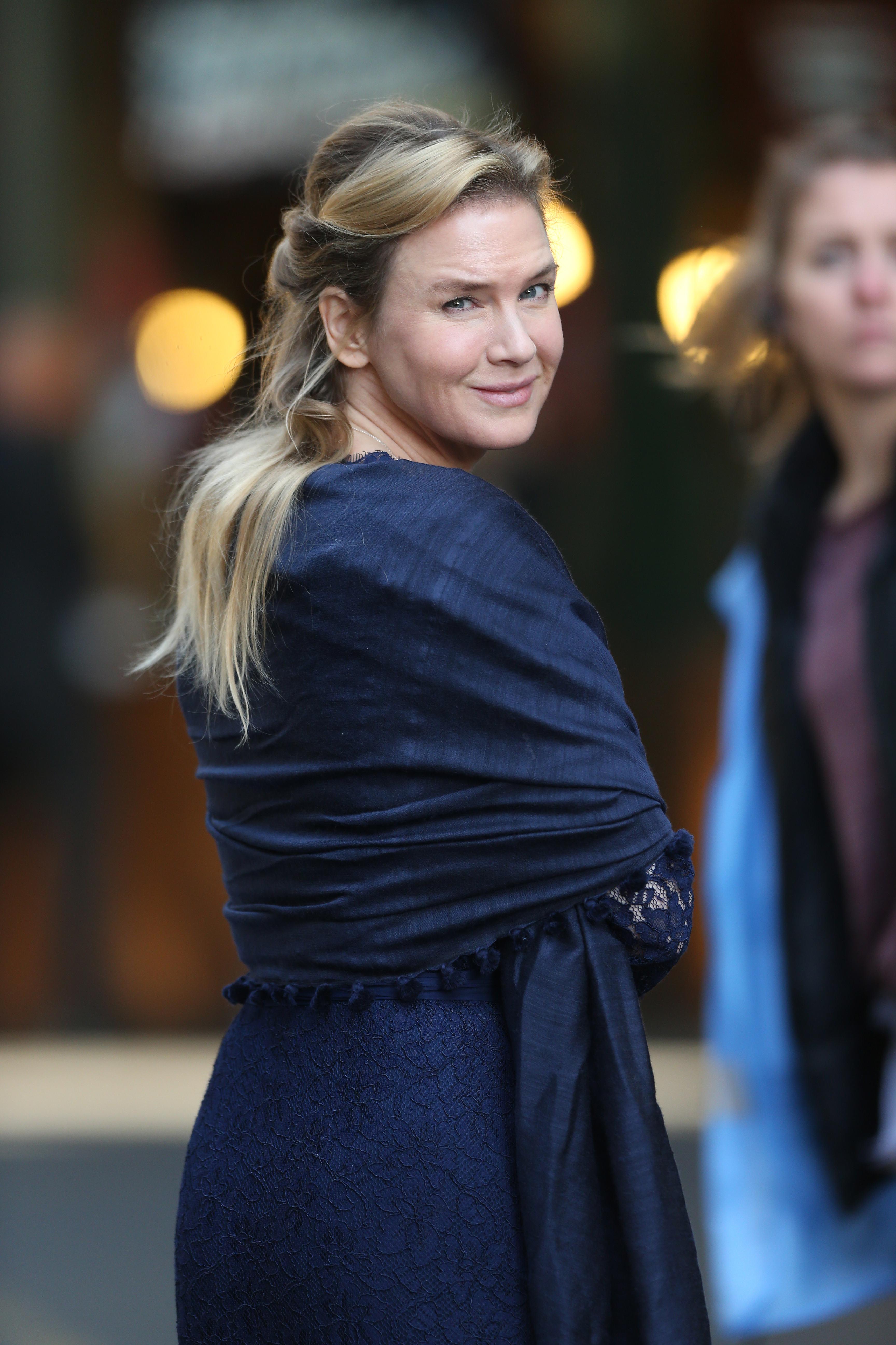 Renée Zellweger filming Bridget Jones