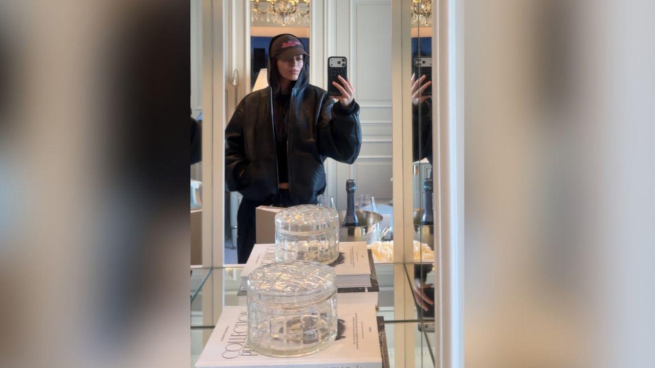 image of The model also posted a mirror selfie and a glimpse of her trip with her sister Brooks Nader.