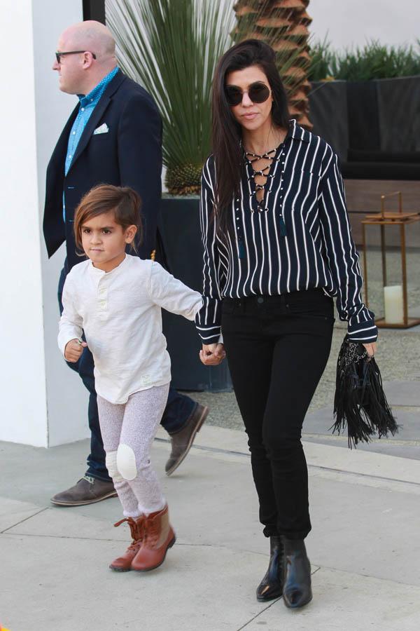 Kourtney Kardashian and Scott Disick get together for shopping with Mason