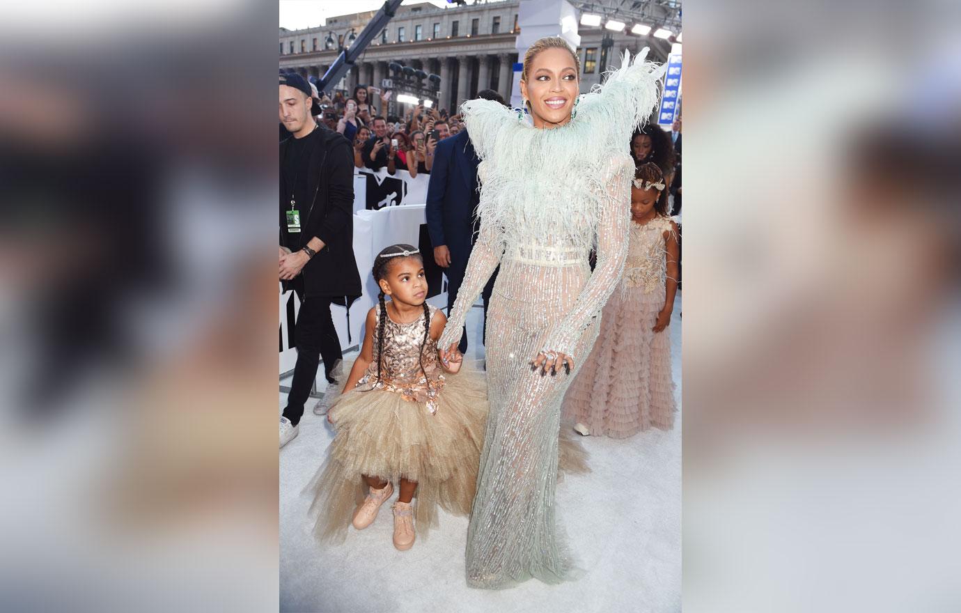 Beyoncé Knowles Shares Rare New Photos Of Twins Rumi And Sir Carter