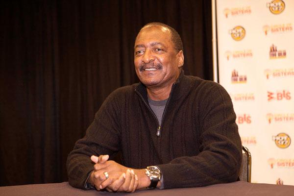 Beyonce mathew knowles feud fights updates 10