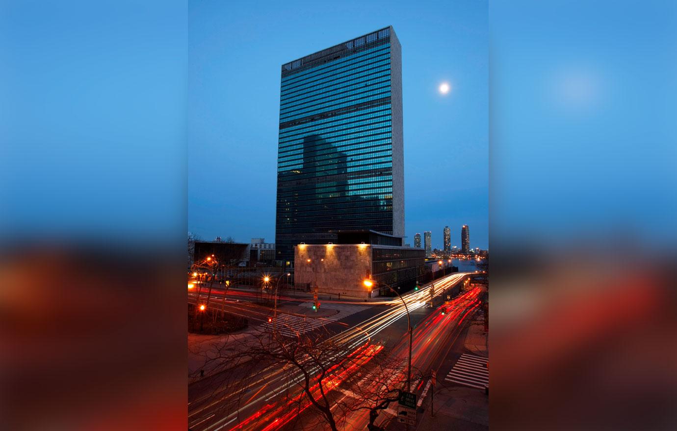 united nations lockdown nypd respond armed man rifle pacing outside